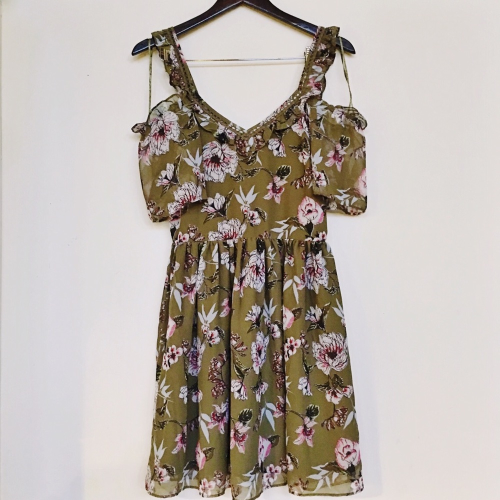 Miss Selfridge floral printed ruffle dress